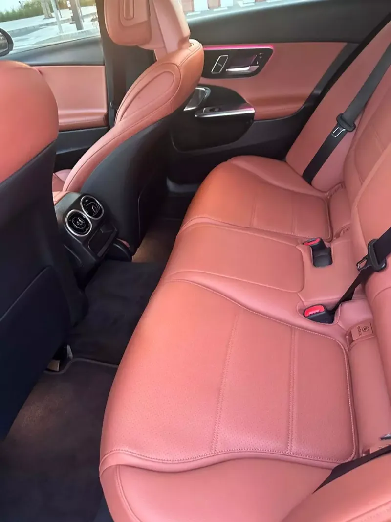 MERCEDES C300 4Matic image 8