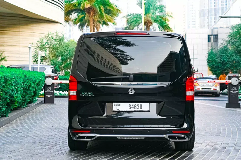 MERCEDES V-Class image 1