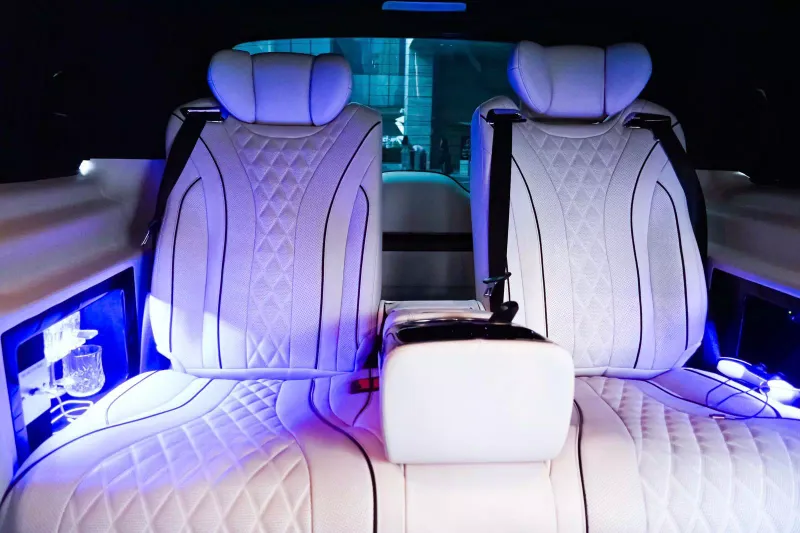 MERCEDES V-Class image 4