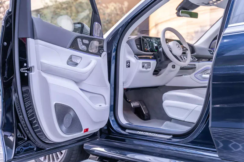 MERCEDES GLS 600 image 5
