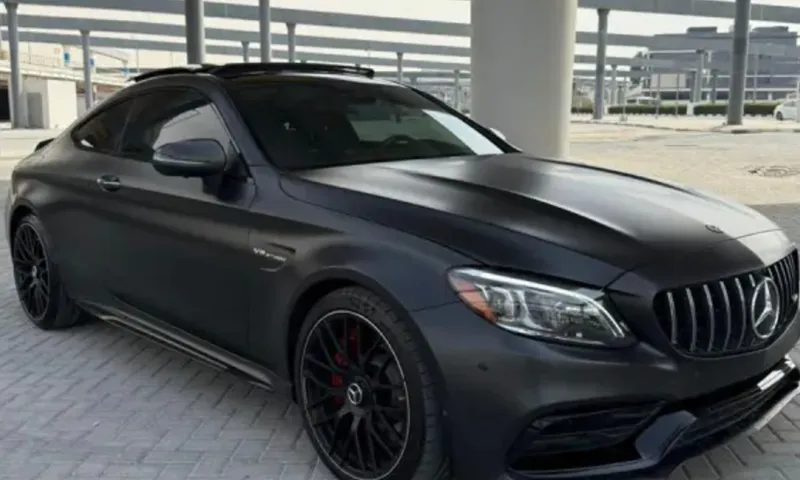 C63 AMG image 2